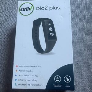 STRIIV Fusion BIO2 Plus Heart Rate Monitor And Fitness Activity Tracker NWT